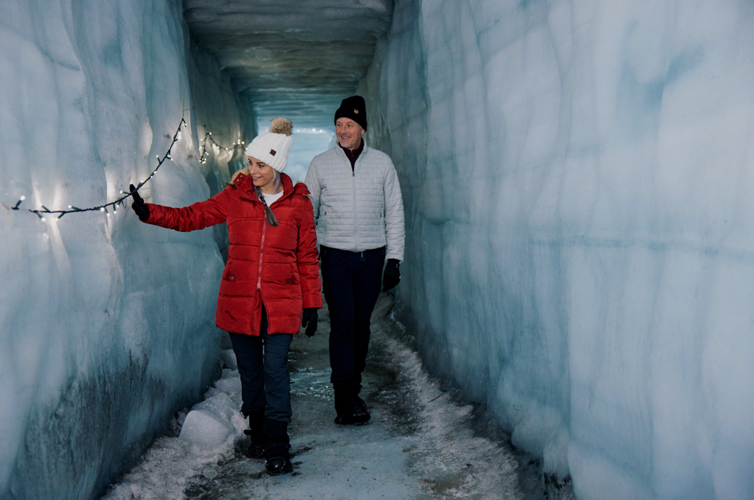 alaska expedition ice cave